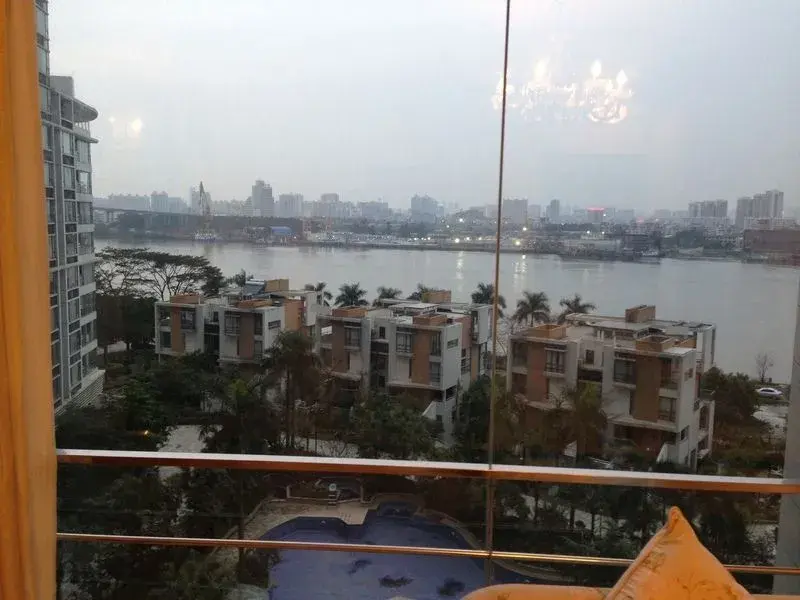 中海蓝湾 一线江景 楼王位置 精致3房 证过五年