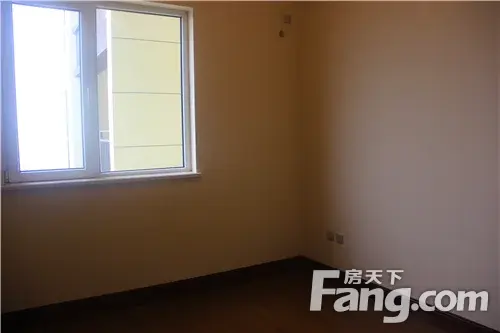 改善正当时 富力白鹭湾精装准现房 正在进行室内工程以及园艺