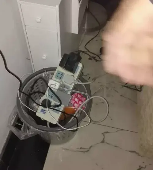 ˨    ԷܶﶼҪˮ