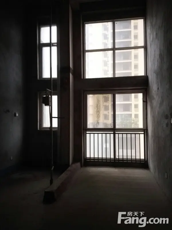 西安东方米兰小区的安全性好不好 是不是什么