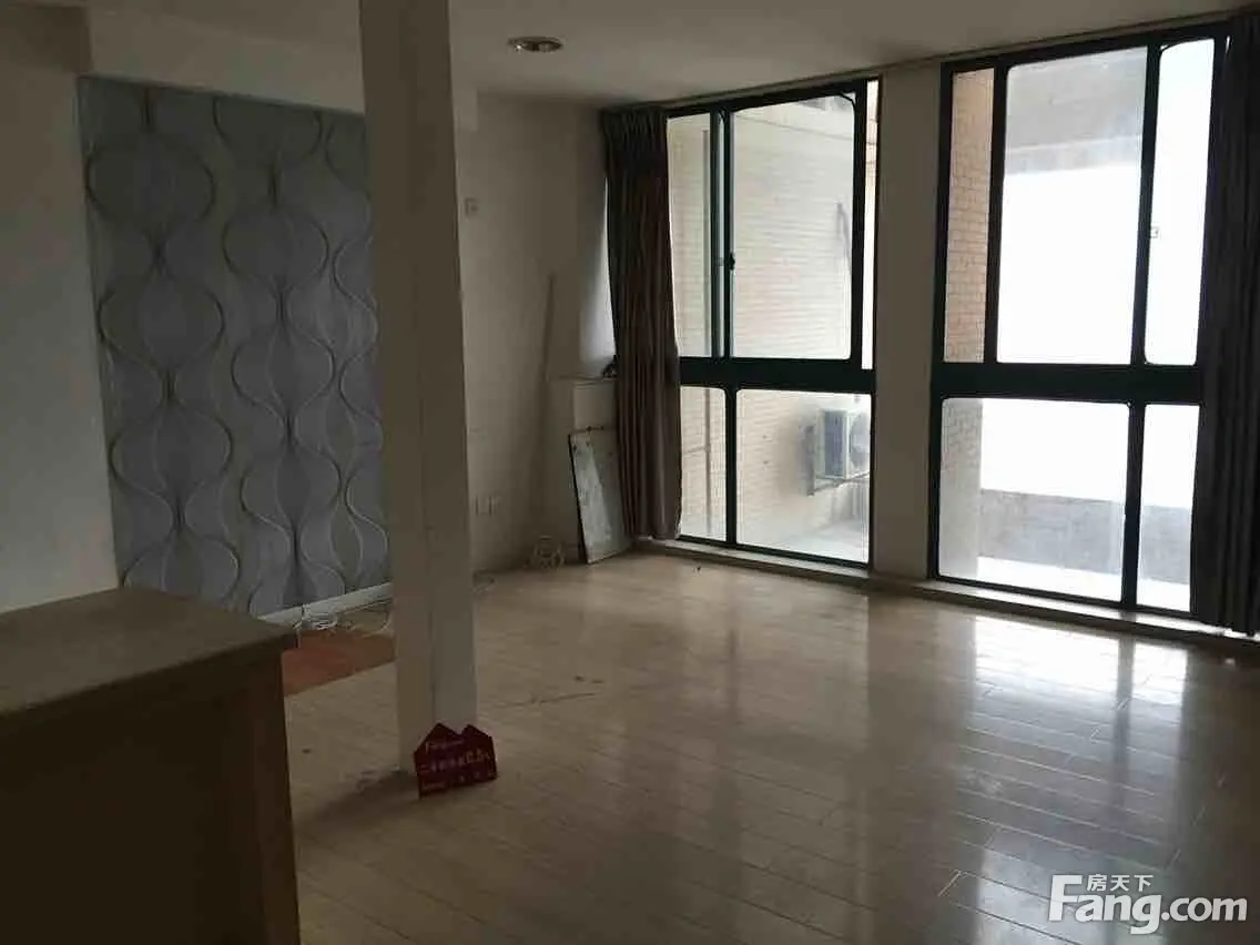 志顺中央华府二手房实景图