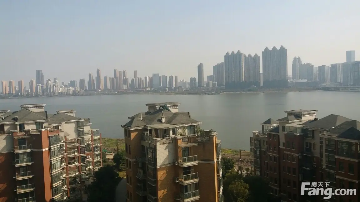 梦湖水岸二手房实景图