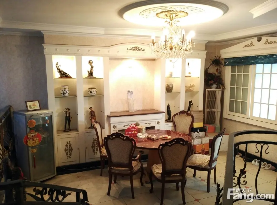 东方名园二手房实景图