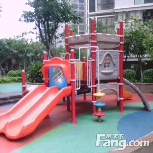 禹洲大学城2室2厅1卫北朝向2000.00元/月出租