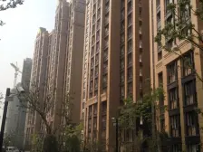 次新小区 精装修大三房 全明户型 南北通 满五年V一