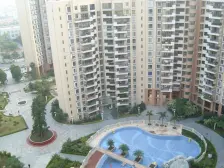 领尚天地 南北对流满五唯一 业主自住精装三房