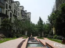 茶园新区 银翔翡翠谷(B区小洋楼)三房