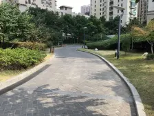 交通便利,诚意出售,配套完善,近商圈