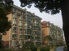 品质小区、户型正气、近地铁、带花园
