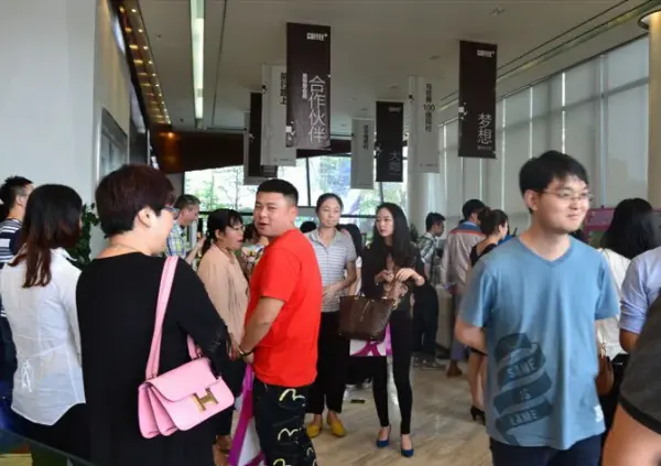 o 荷花池 桔子国际 世茂城 金牛万达商铺出售,理