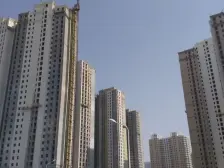 欣欣嘉园 小区中间位置 四室 价格可谈 南北