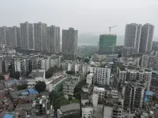 步行街 国瑞城一期三房128万