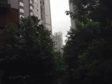 滩子口轻轨站50米 九龙湾一房 拎包入住