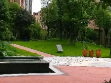 北麓国际城 2室1厅 东南