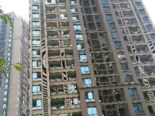 精装修正规两房.业主诚心.视野开阔.