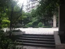 三峡广场 紫荆花园一房85万