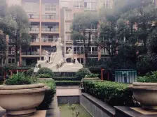 家装洋房三室,城市正中,配套齐全,生活便利