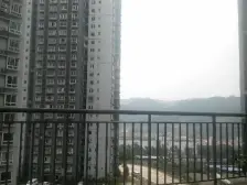 凤天路 畔山桃园二房65万