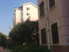 万达商圈,西流湖畔,多层2室,业主诚心出售