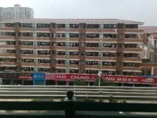 象湖繁华地段 次新装修3居室 通透格局 全天太阳