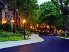 新牌坊中渝品质楼盘,精装两房,价格可谈,拎包入住