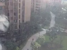 照母山清水横厅大四房 东南朝向看别墅 临商圈近轻轨