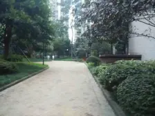 住家装修、正规三房、有自己的步行街、诚心出售