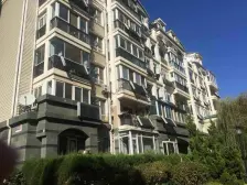 房子纯南向,全天采光,无遮挡,实用空间大