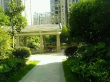 业主壕装80万!联泰品质大四房,地铁口700米出行方便