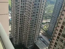 斌鑫的洋房端户,带前后花园,带地下两层,
