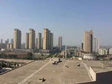 凤凰城一期凤鸣苑 南北通透,采光好 装修好,环镜优美 近地铁 中间楼层