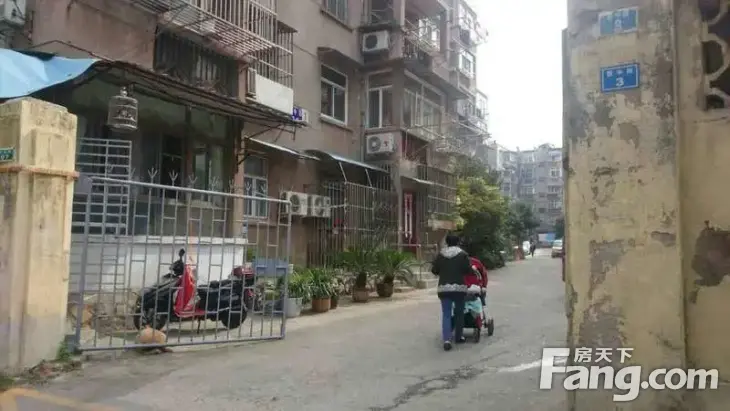 苜中路3号小区