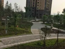 业主诚心出售,户型方正,楼层好近天街轻轨