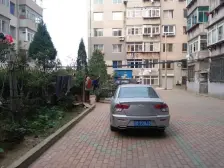 半封闭小区电梯房,格局好拎包即住,采光好,交通便利