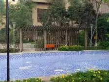 正规精装三房+轻轨站100米+中间楼层+视野好