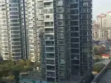 此房户型手续齐全,格局好,采光好,无遮挡,出行方便