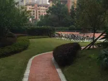 北麓国际城 2室1厅 东南 南