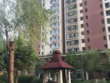 此房楼层好,采光透亮,两室适合一家三四口居住