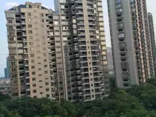 松山湖锦绣山河二期219平一线湖景全新毛坯4房