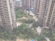 近商圈 地铁 精装房 位置好 自住出租