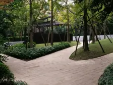 重师西边;通气独立厨房、天街轻轨;价格可谈