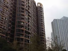 恒茂国际都会 南北通透,采光好 装修好,环镜优美 近地铁 中间楼层