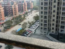 幸福时光一期 装修好,环镜优美 视野好,诚心出售