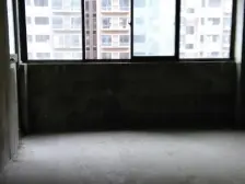 龙江花园 南北通透,采光好 周边匹套完善,,出行方便