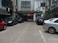 单位宿舍 有院子门卫中间单元东边户带家具新