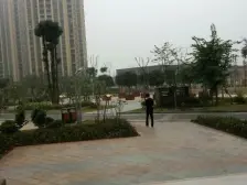 户型方正,价格适宜,视野开阔,看房方便