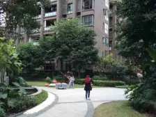 国际社区江御高区187平江景大平层 视野太棒了