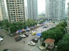 李家沱轻轨房大2房可自主装修 大阳台 出行便利别错过