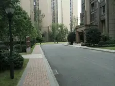保利品质,带露台和屋顶花园,实得250㎡,朝南视野好