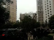 房东诚心出售。精装修 可以拎包入住